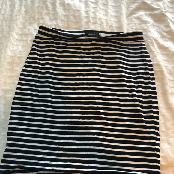 Reitmans Dresses & Skirts - Black & white striped skirt